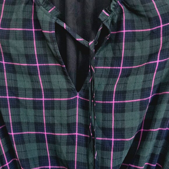 J. Crew – Green Tartan Plaid Dress with Pink Lines – Size Small (Fits Medium) - Picture 2 of 10